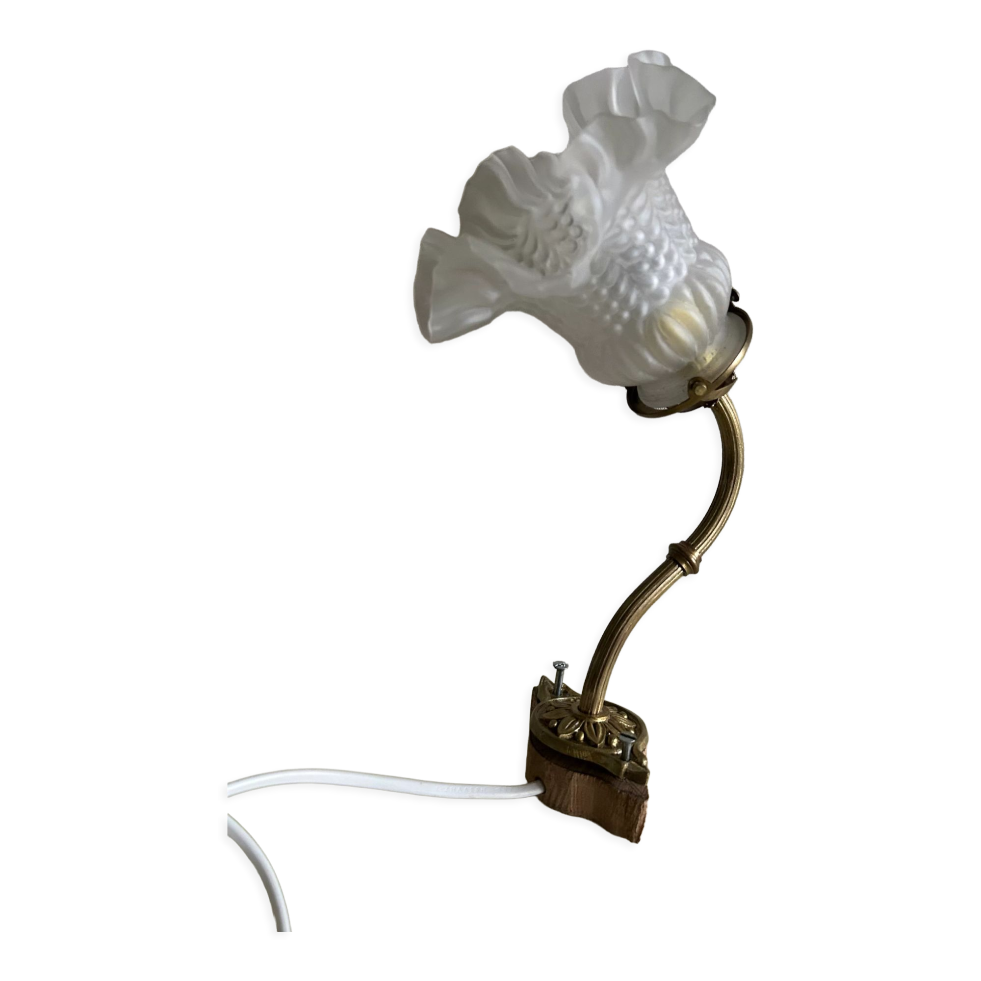 Antique gilded bronze wall lamp with frosted glass tulip