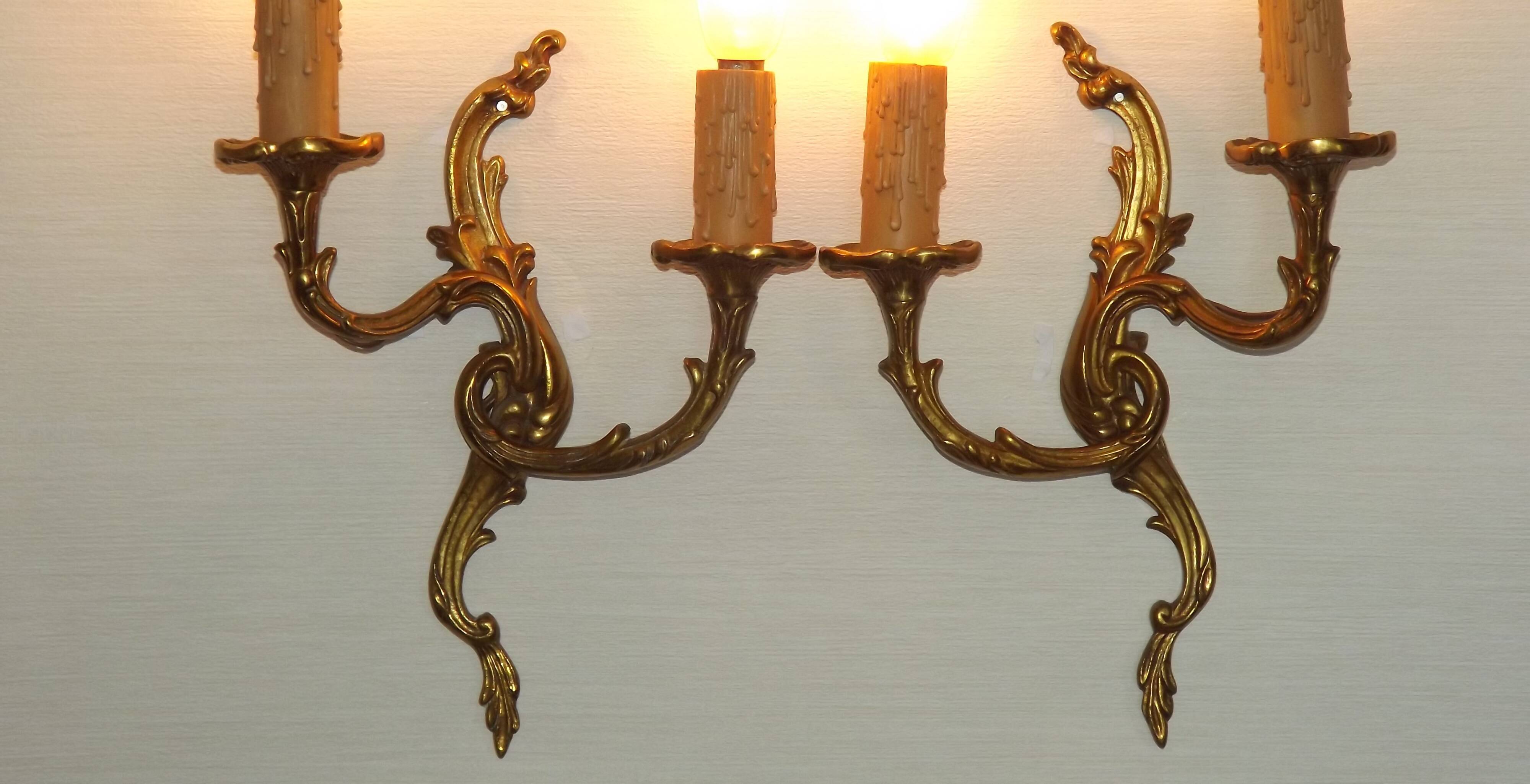 Pair of Elegant French Bronze Opposite Acanthus Leaf Double Wall Sconces