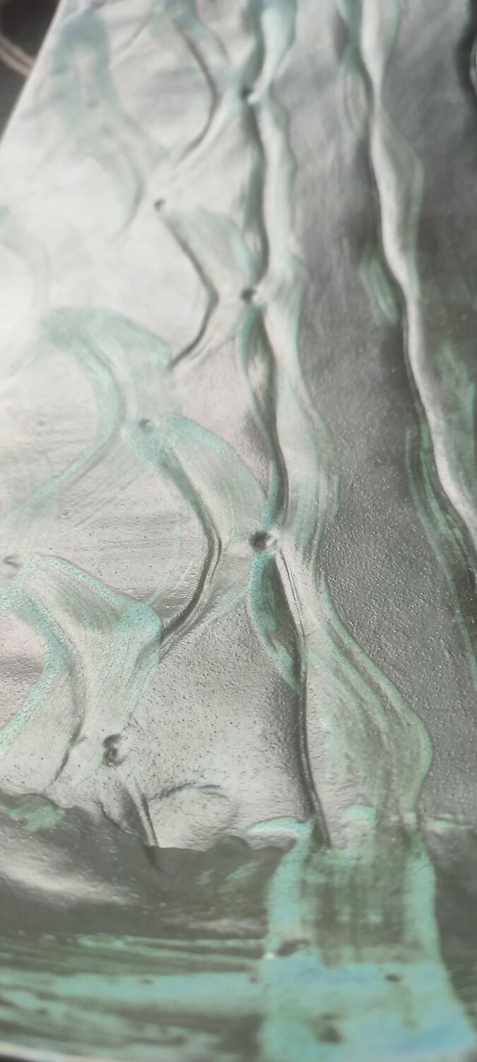 Large shallow dish (signed) in French studio stoneware from the 1960s-70s.