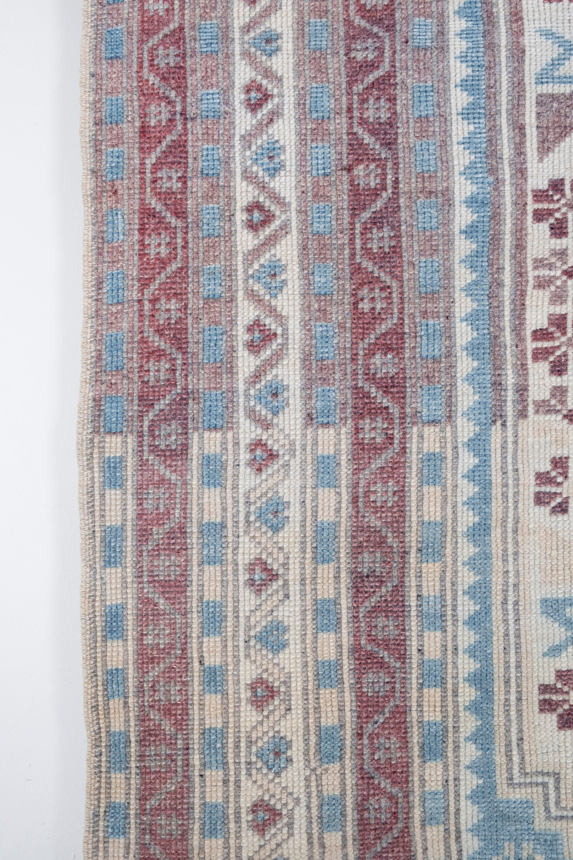Vintage faded turkish oushak rug 103 x 190 cm