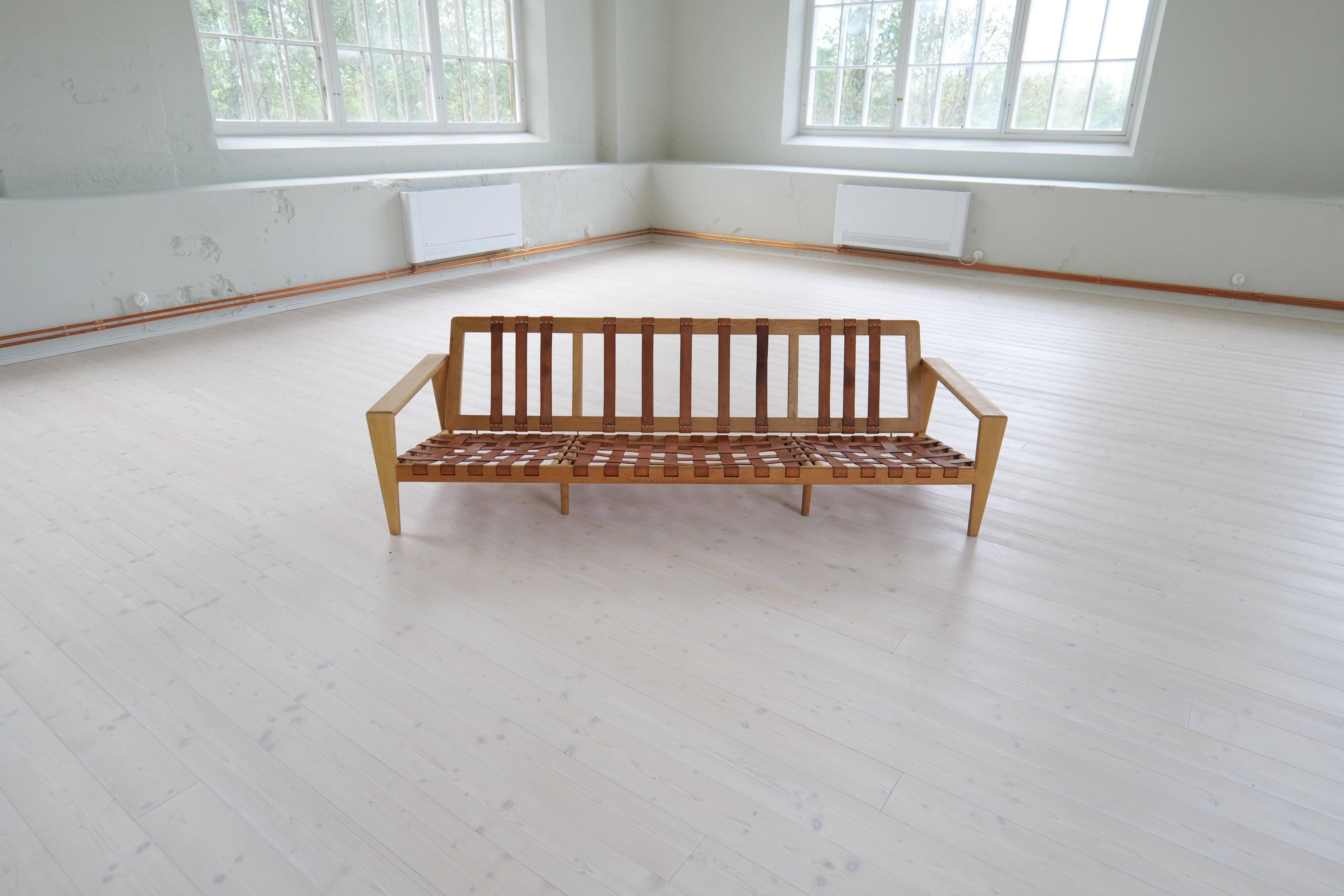 Large 1960s "Bodö" canapé in oak, leather and wool, Svante Skogh, Sweden