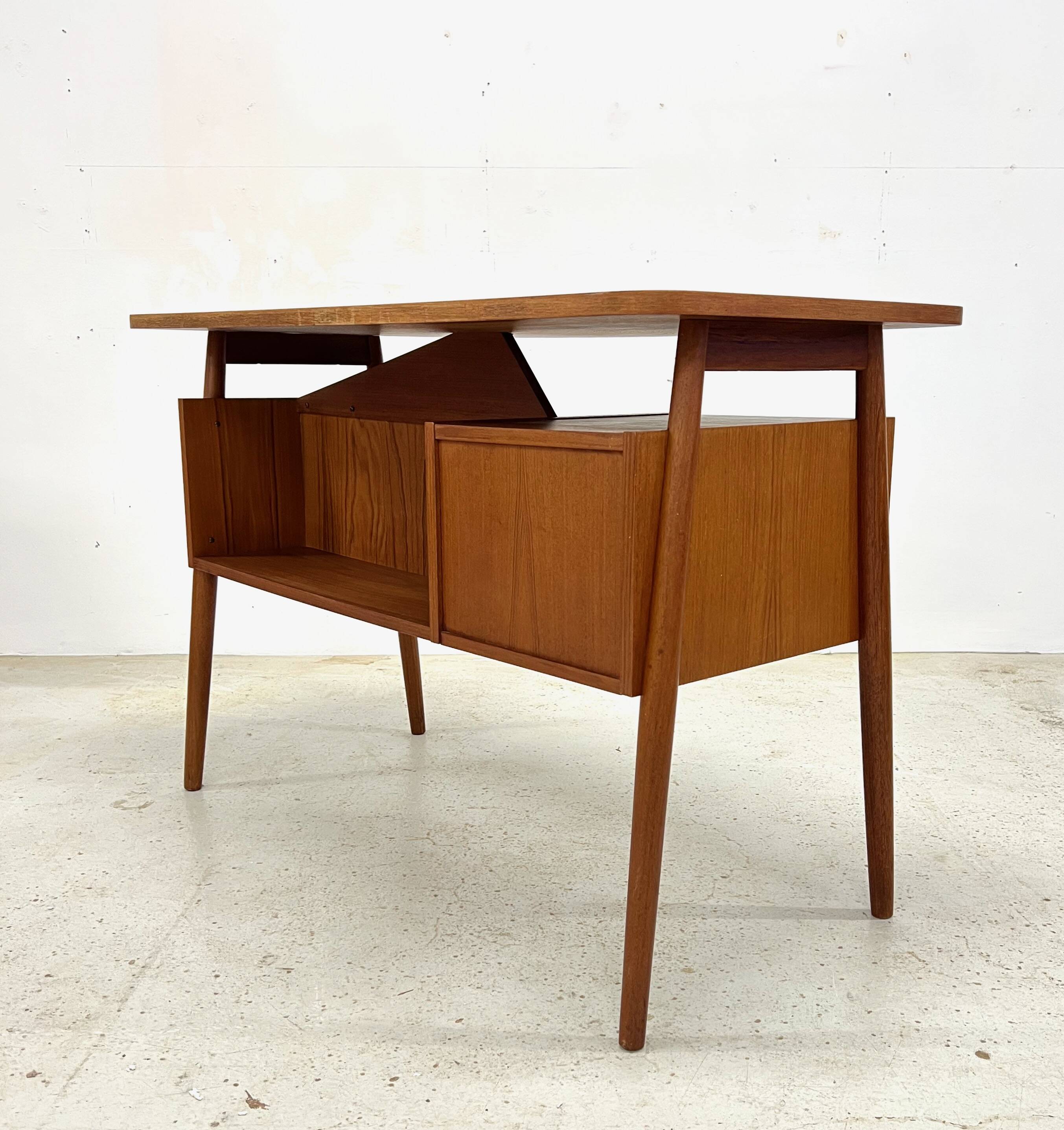 Petite Teak Desk by Gunnar Nielsen for Tibergaarden