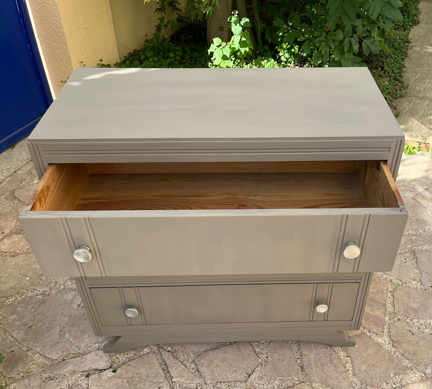 Wooden art deco chest of drawers