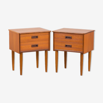 Set of 2 teak mid century nightstands with 2 drawers with sculptular handles, Norway