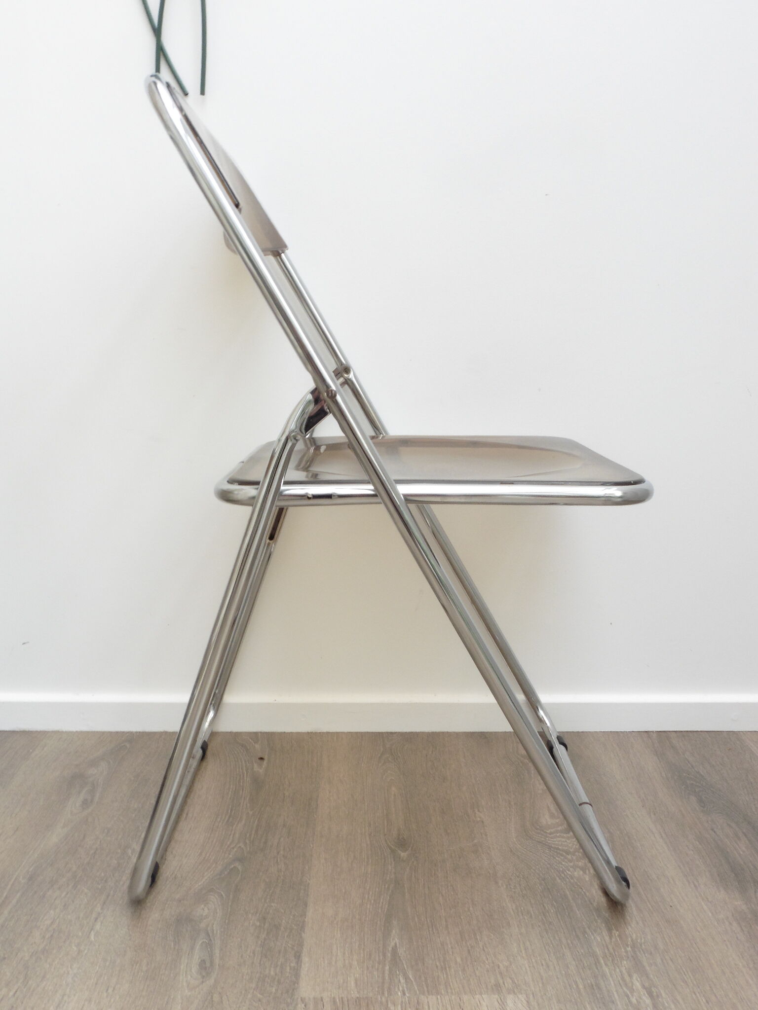 2 chairs folding plexiglass smoked