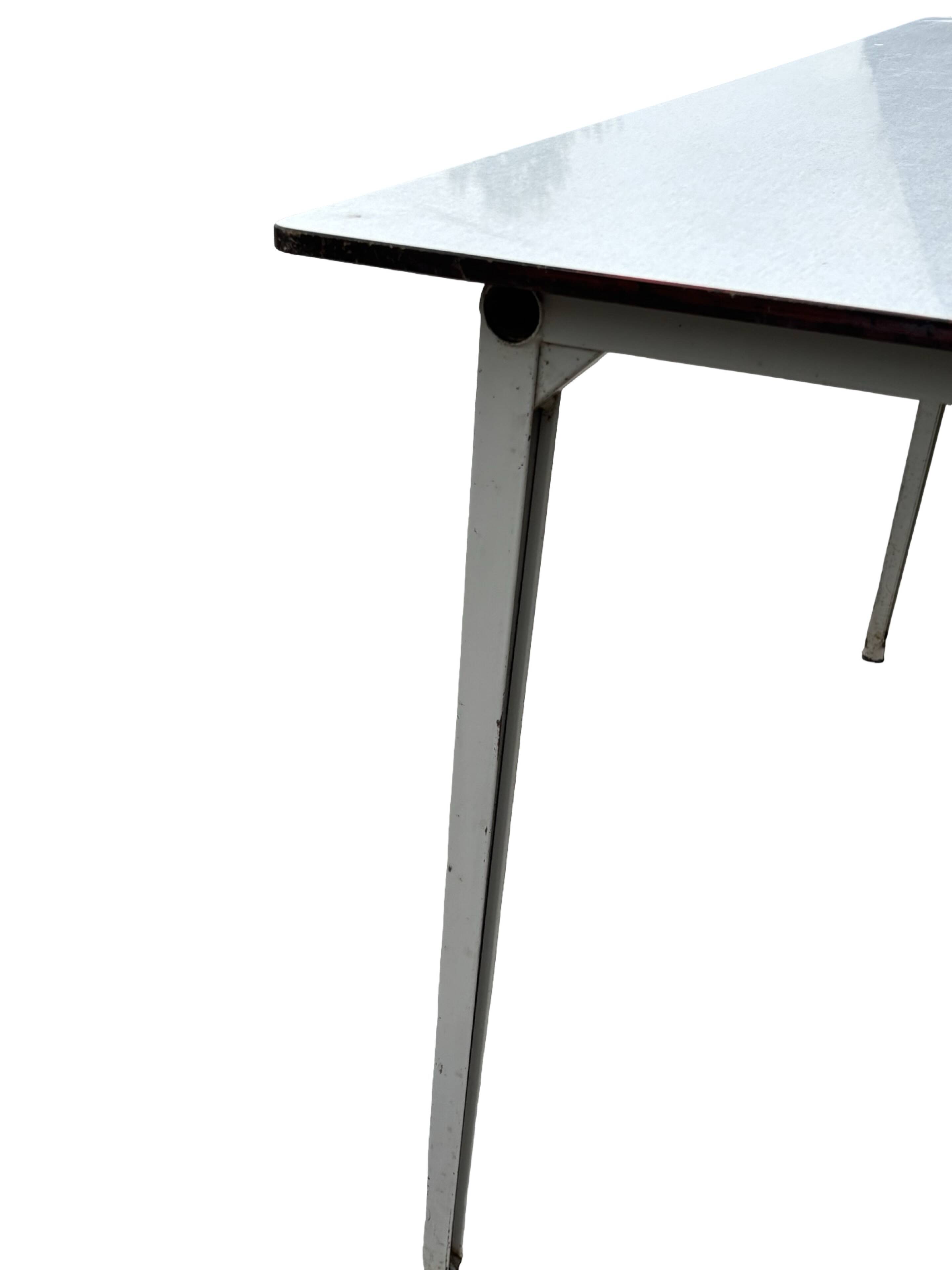 Vintage Reform dining table design Friso Kramer Ahrend de Cirkel