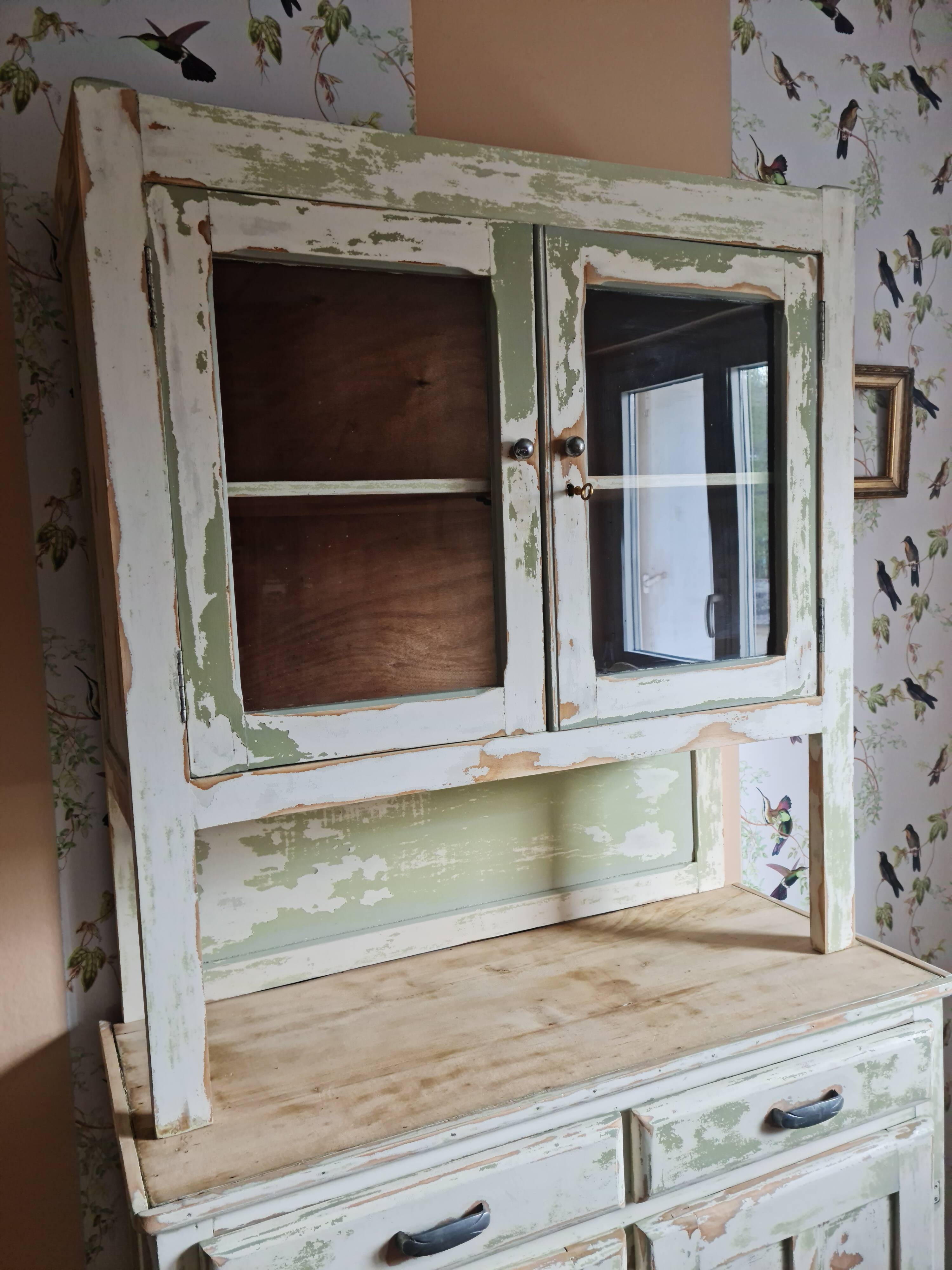 Vintage retro buffet 2 bodies