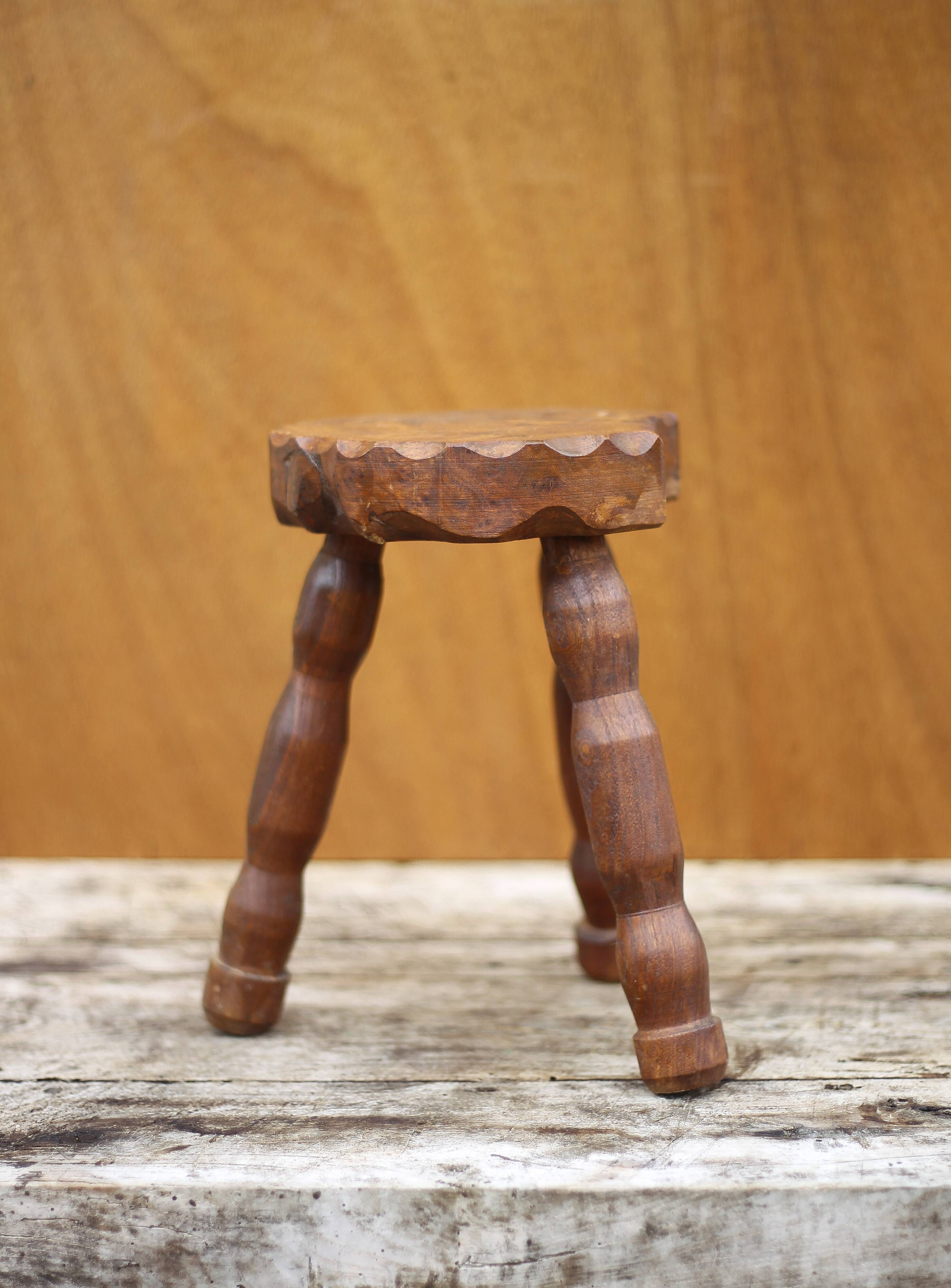 Vintage stool, small wooden stool, tripod stool, plant holder, interior decoration, stool