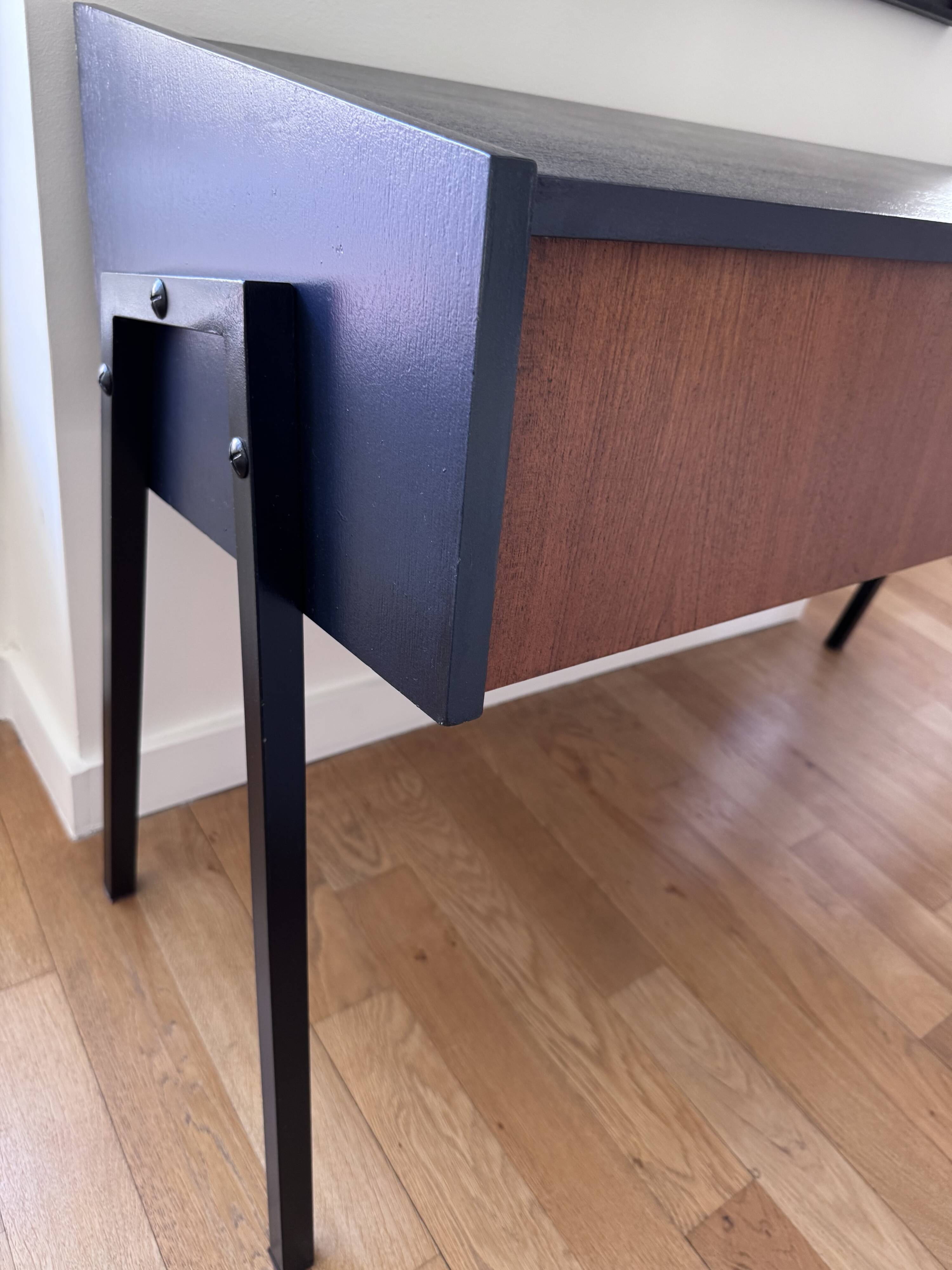 Restored knitting console table