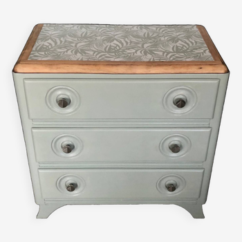 Vintage chest of drawers