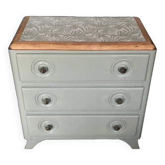 Vintage chest of drawers