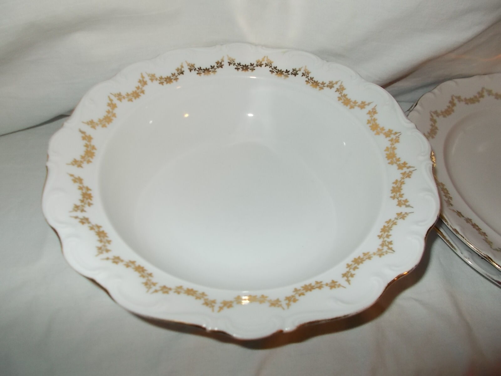 Set of 2 plates and a Bavaria dish