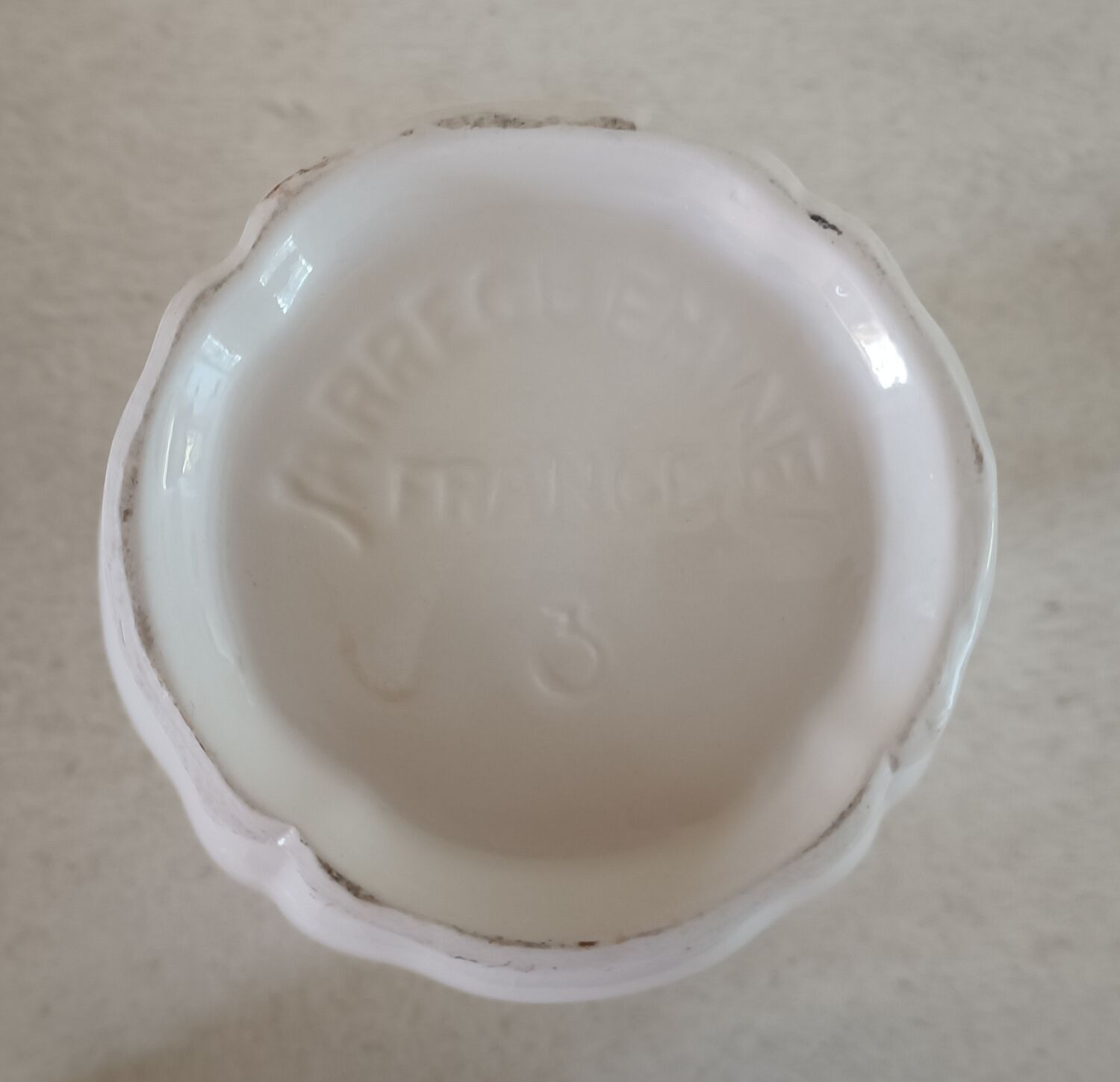 Ivory coffee maker from Sarreguemines