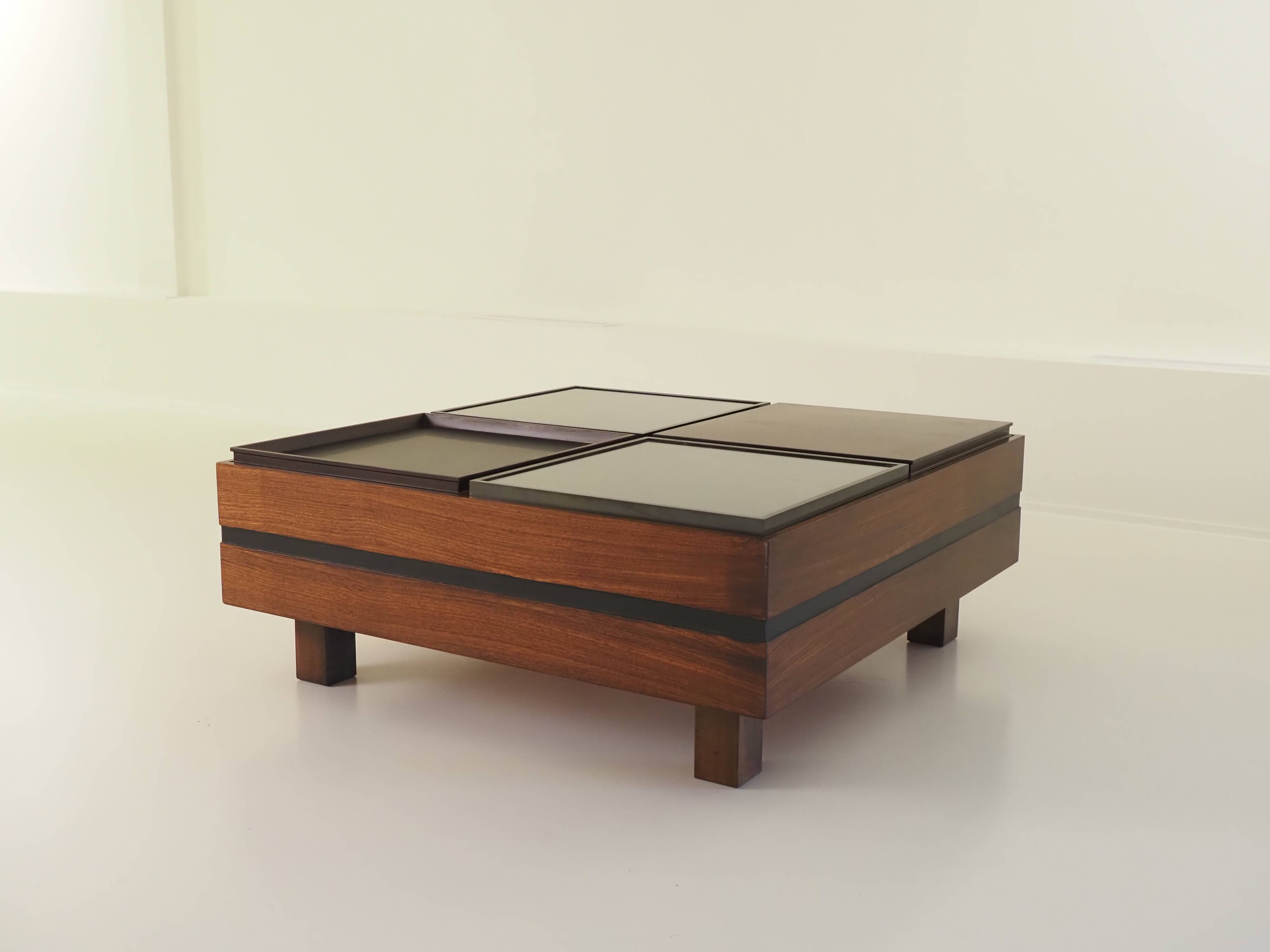 Table basse Carlo Hauner pour Forma, Brésil 1961