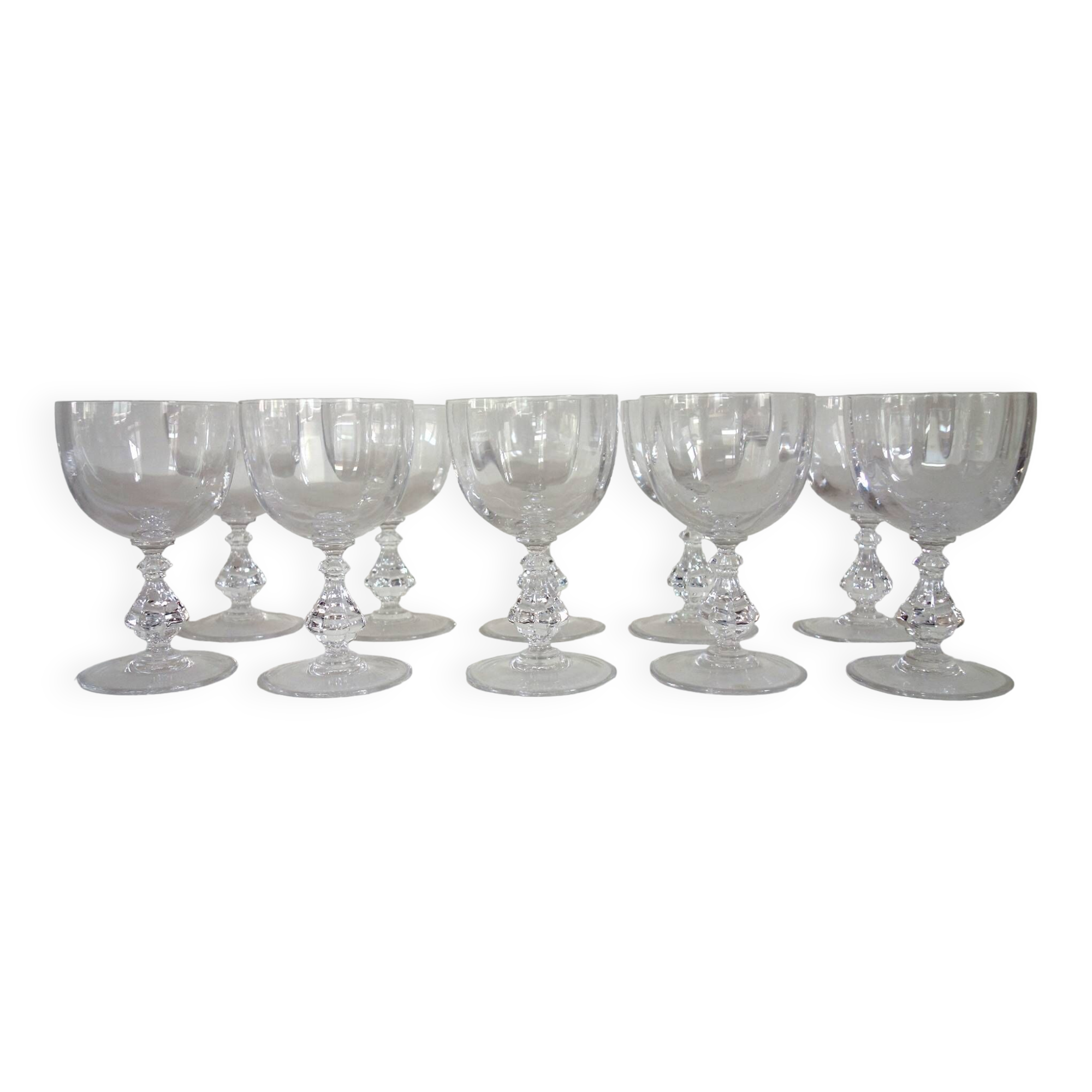 10 wine glasses in Sèvres crystal, Choiseul model