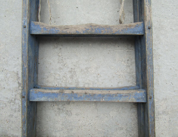 Ancien escabeau échelle de peintre