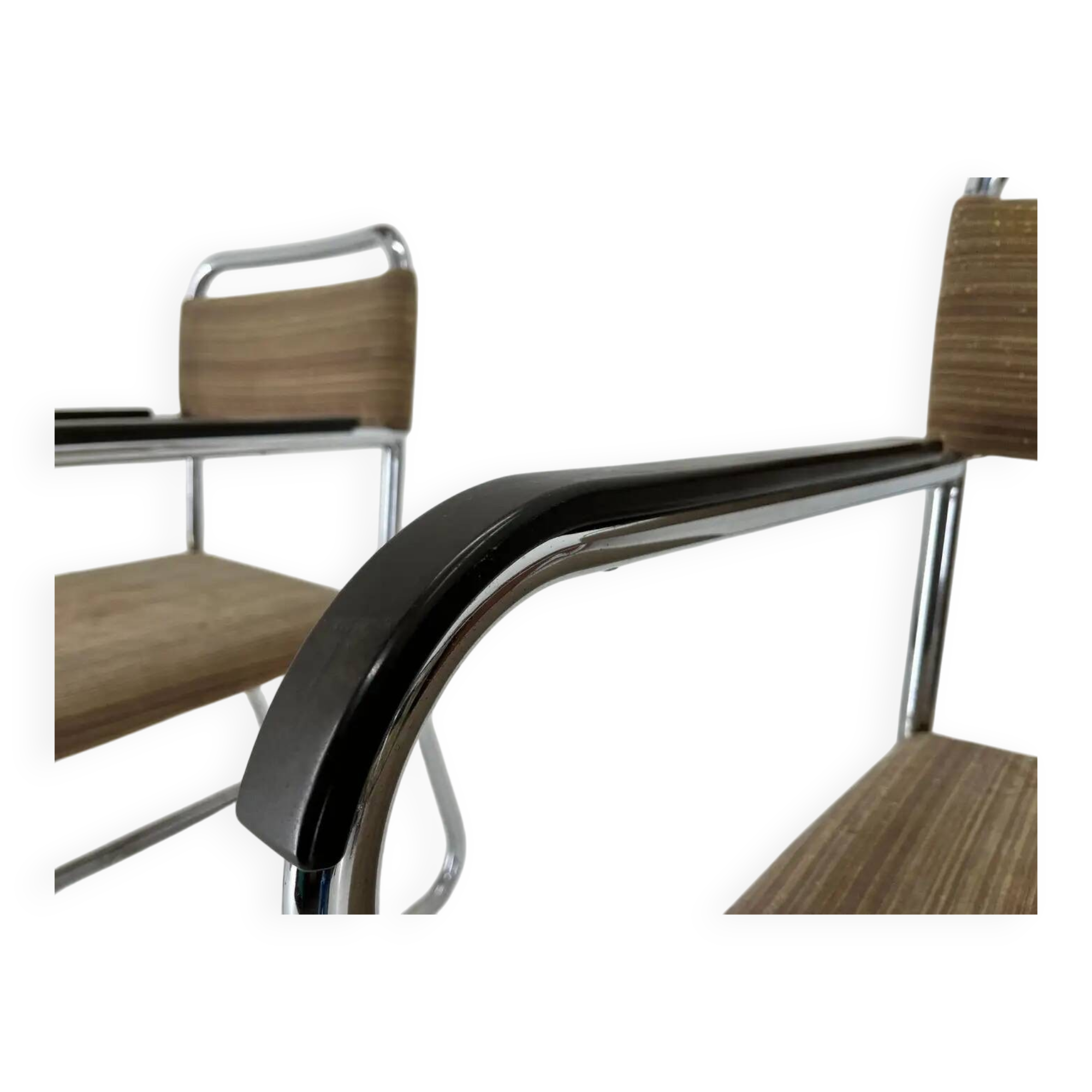 Pair of Bauhaus tubular steel chrome armchairs, 1930s