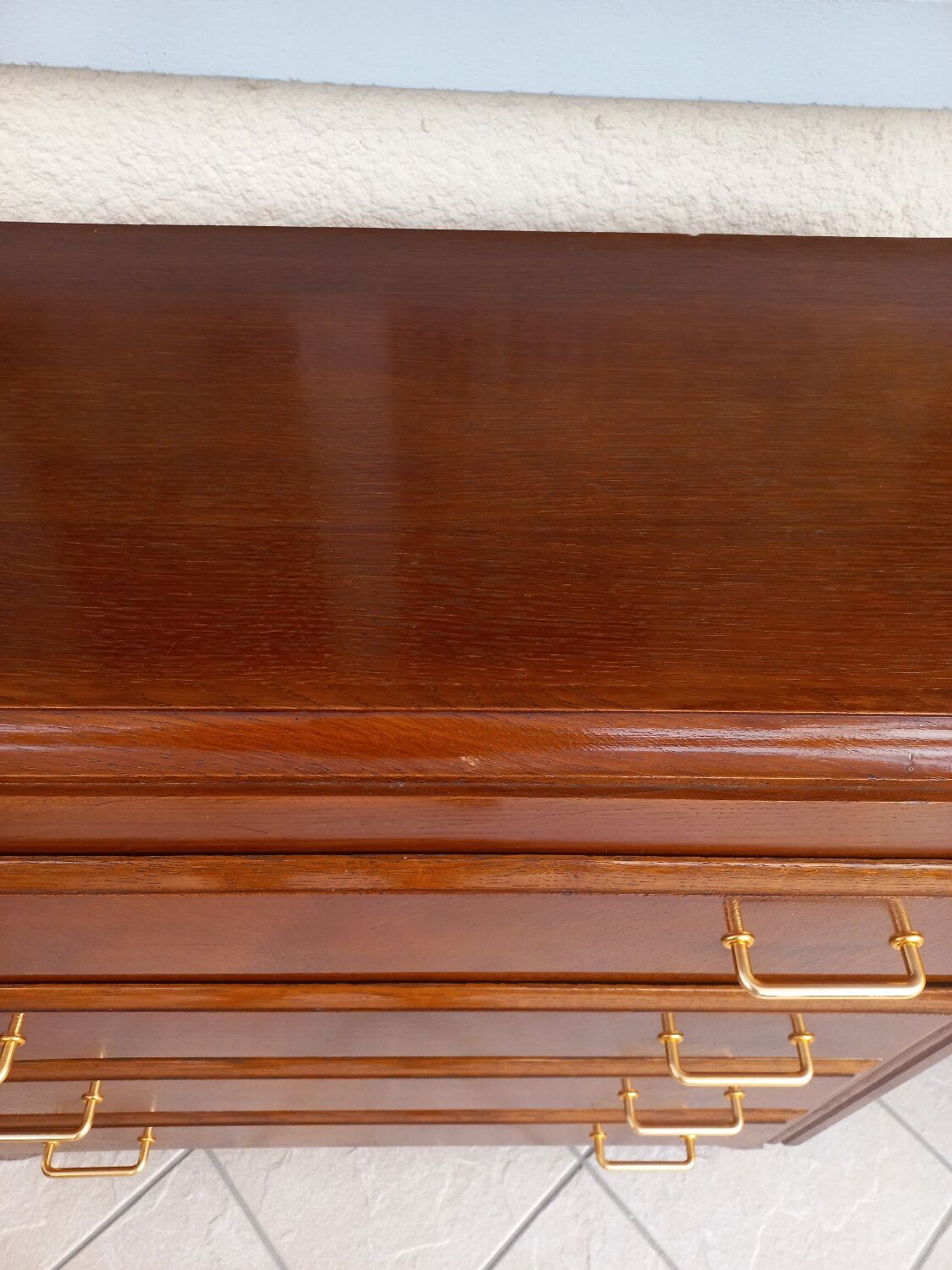 Vintage chest of drawers