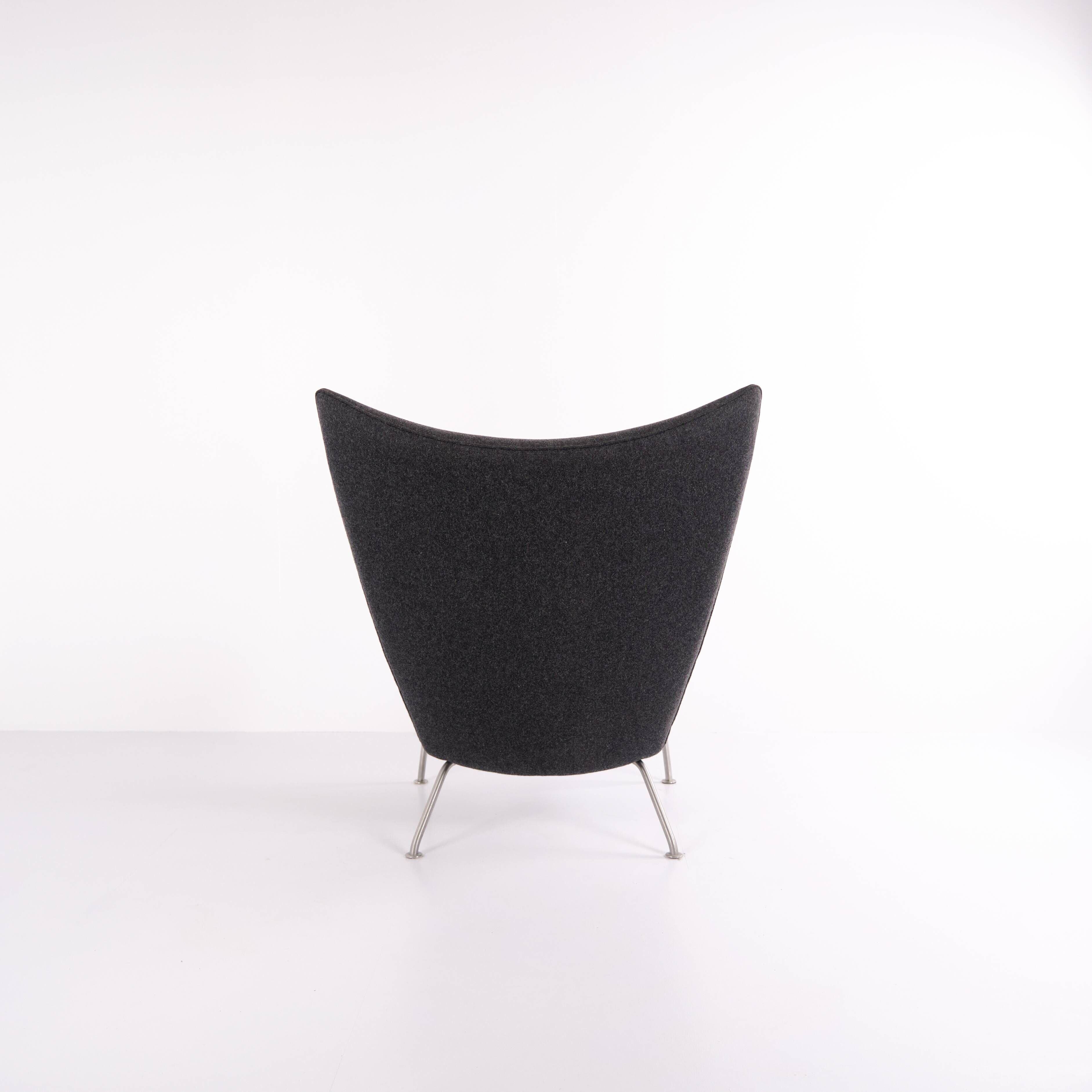 Wingchair – Hans J. Wegner – Model CH445 – Carl Hansen & Søn – Grey Hallingdal – With Footstool