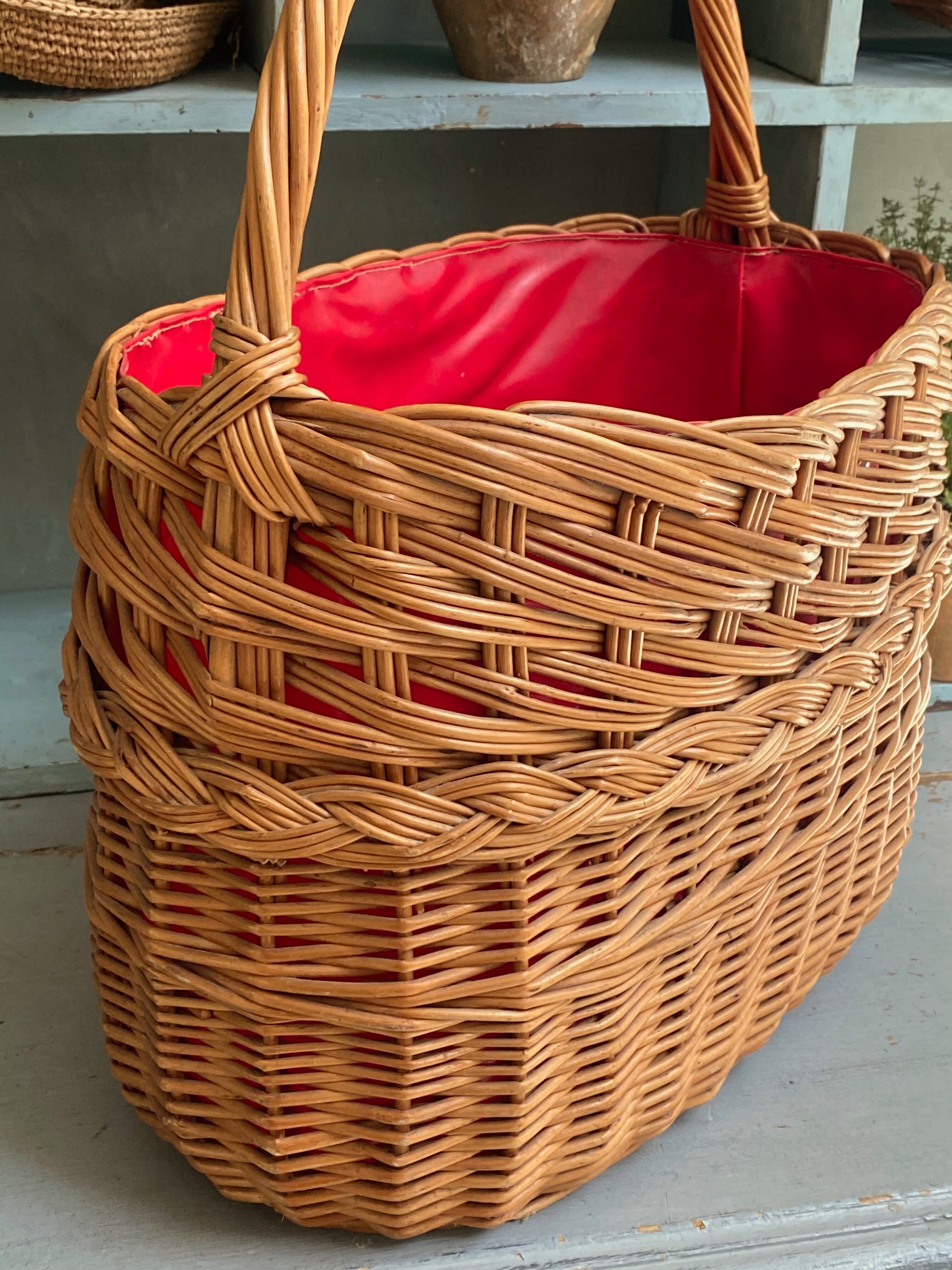 Wicker basket