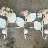 Hydrangea coat rack