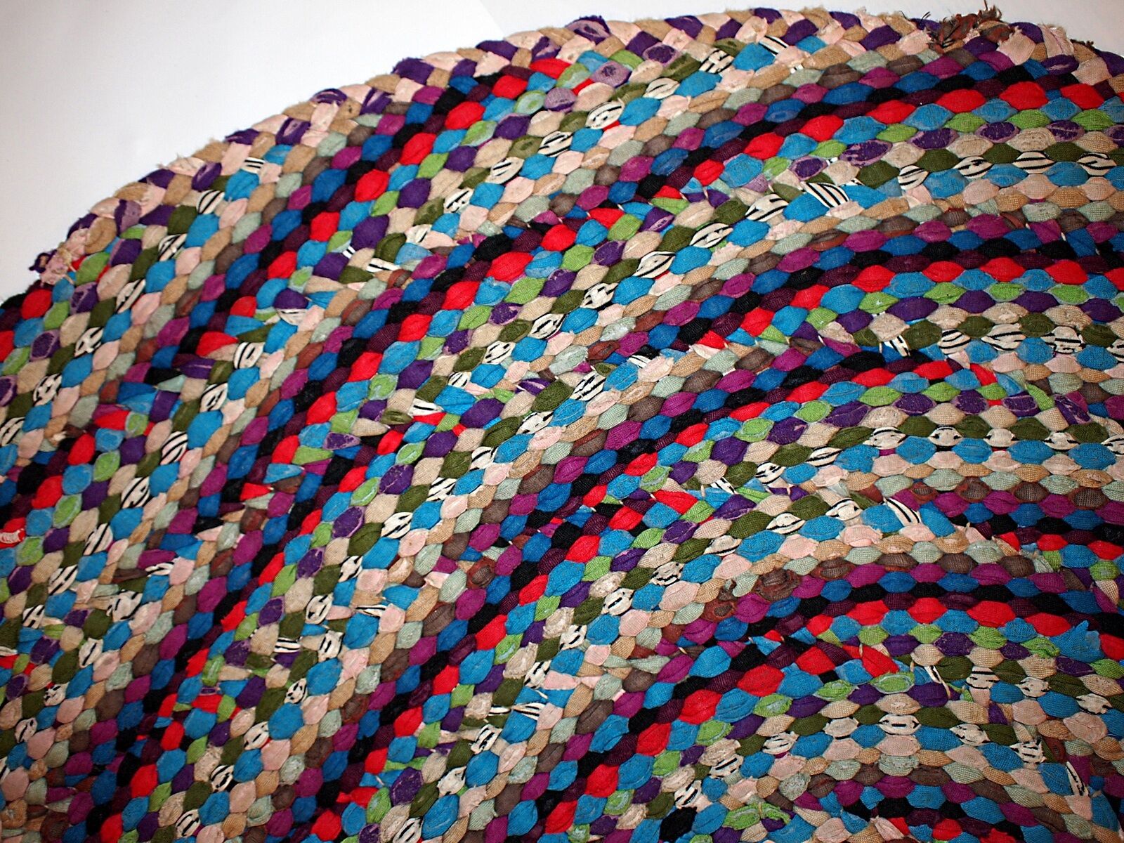 American braided handmade vintage rug 97cm x 125cm 1960, 1C71