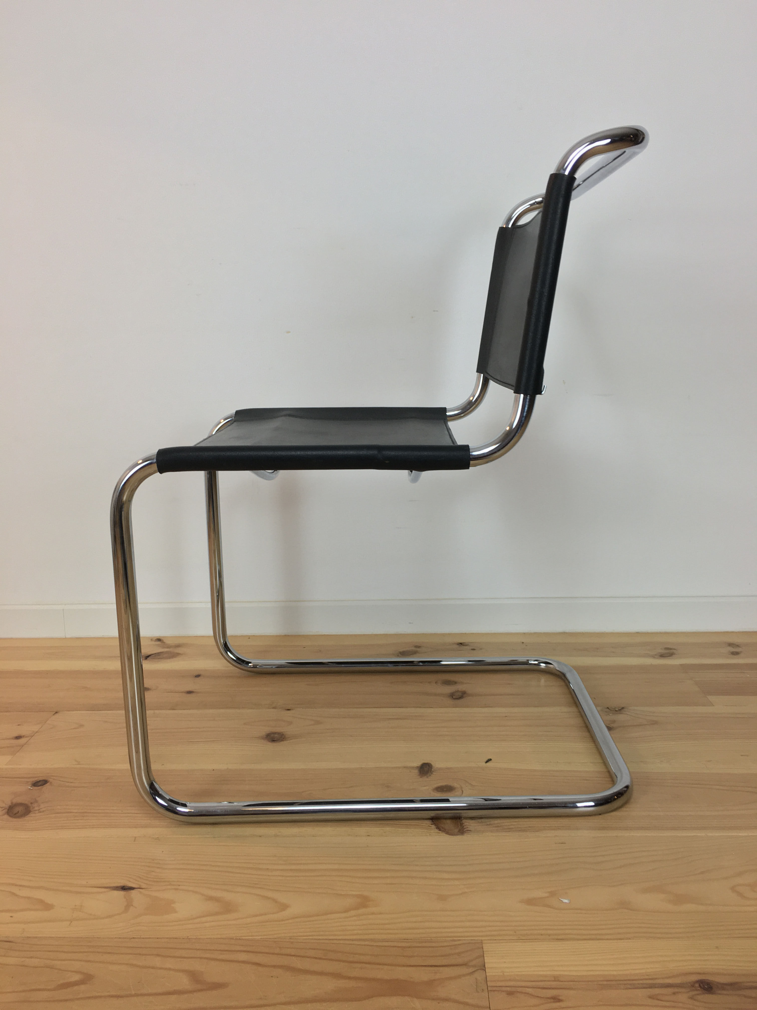 Chair B33 by Marcel Breuer 1980