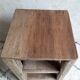 Table de chevet brutaliste