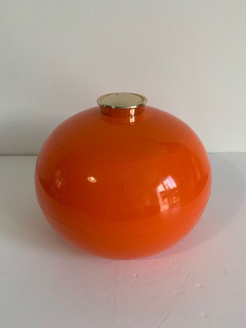 Vintage 70s orange ice cube tray