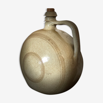 Enamelled sandstone flask