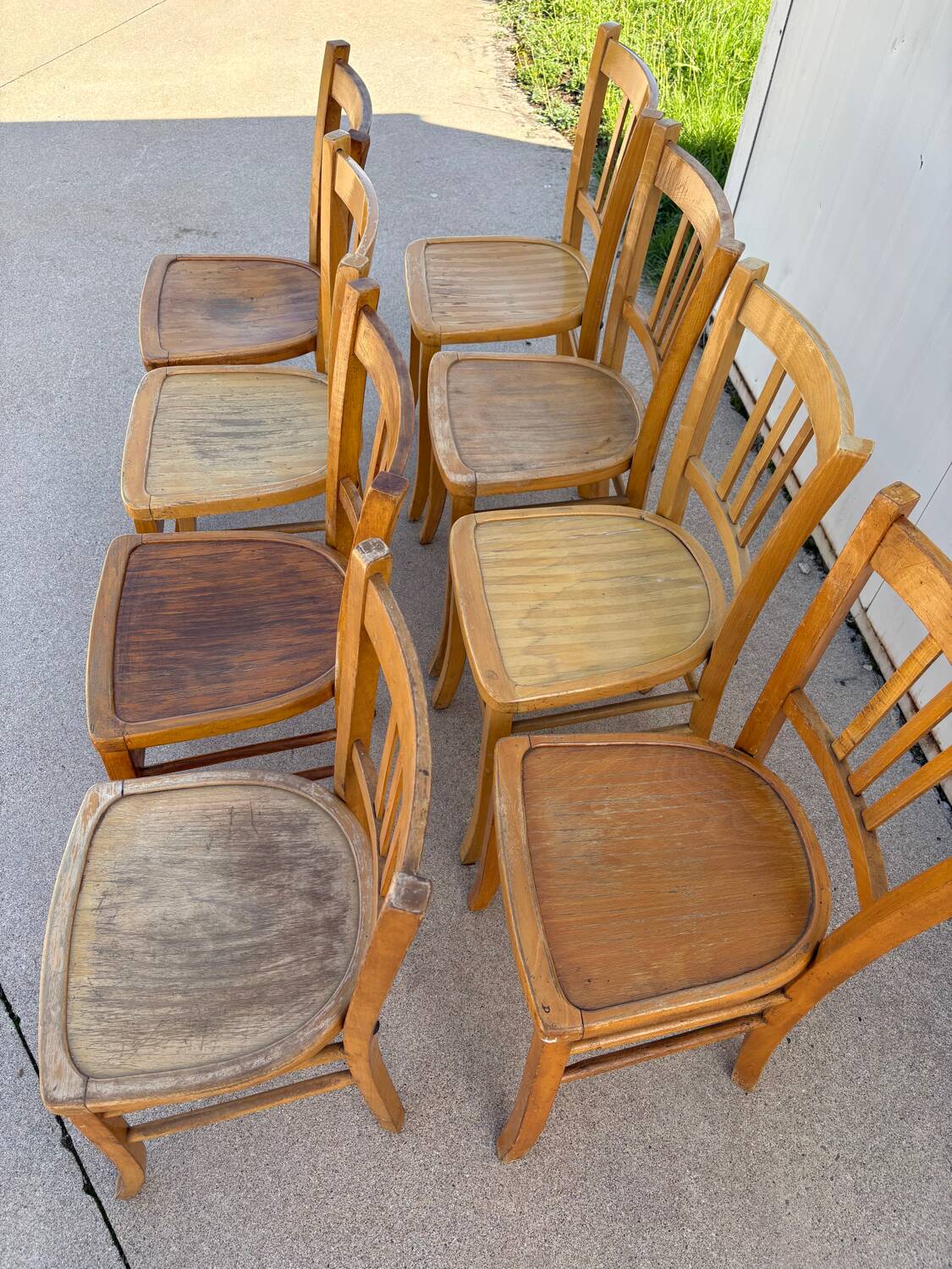 Set of 8 vintage bistro chairs