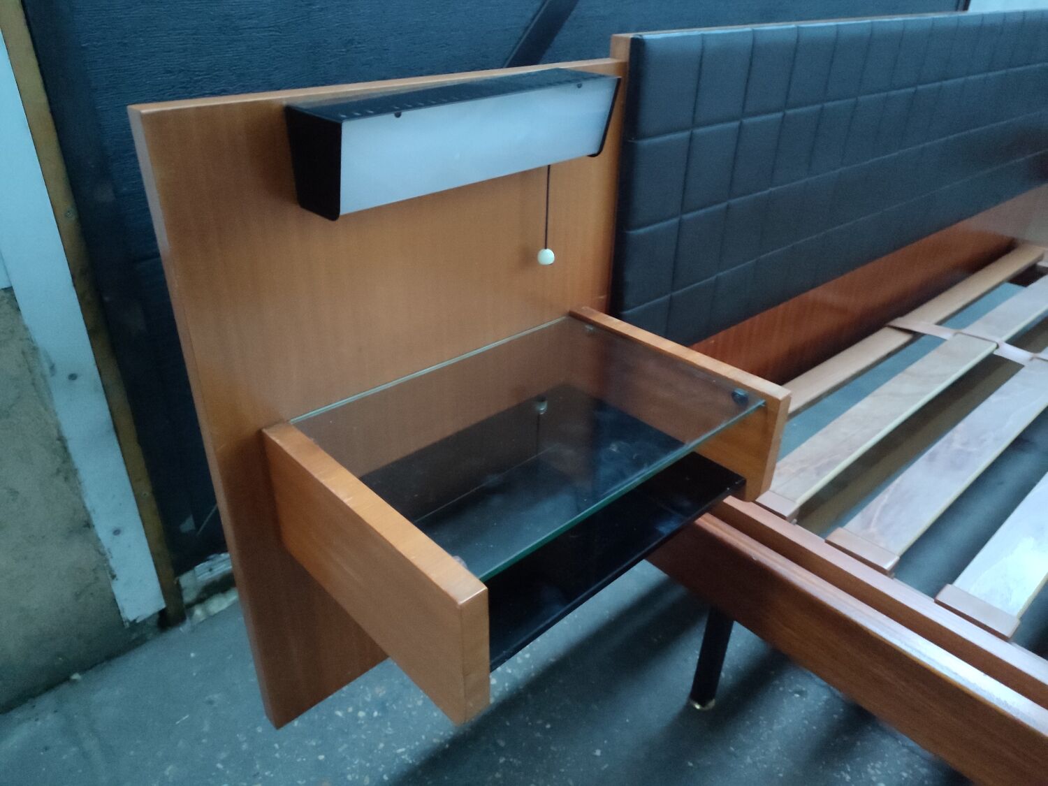 Vintage bed André Simard