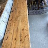 Table en bois avec 3 tiroirs