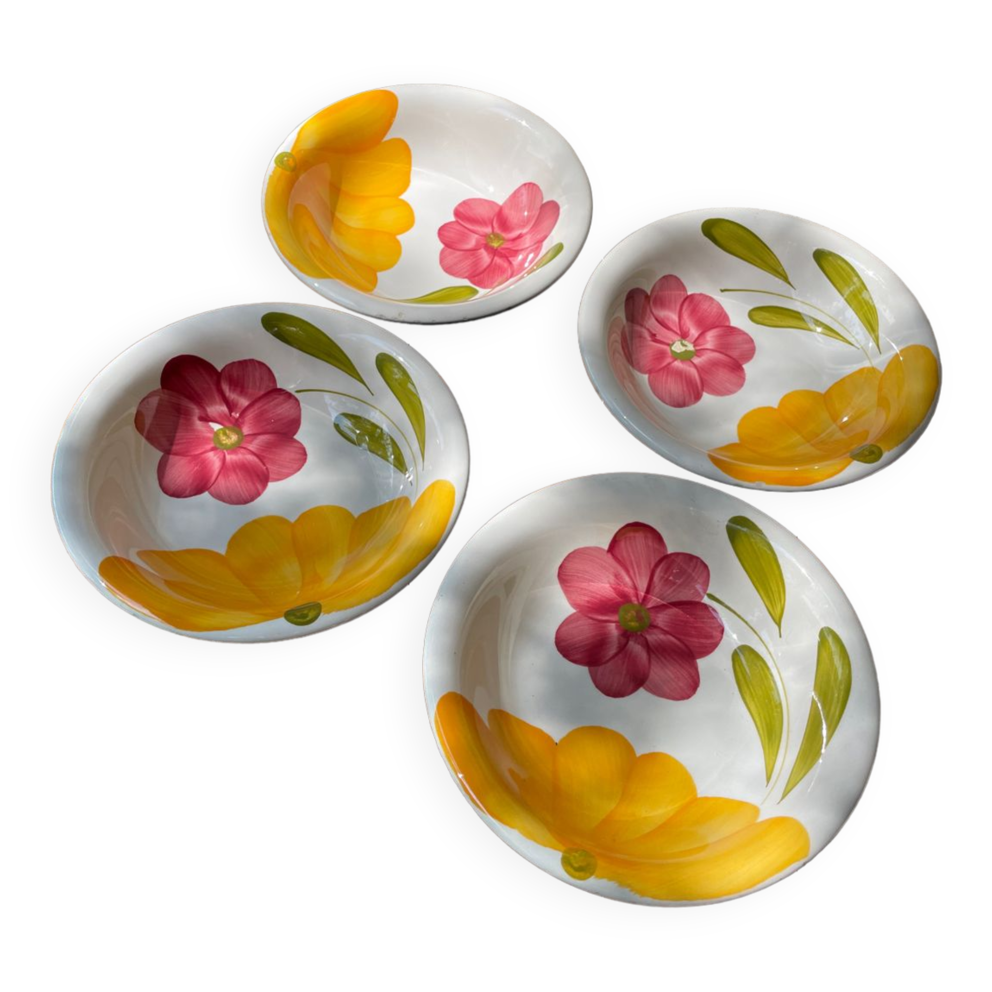 Set of 4 floral plates