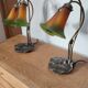 Deux lampes nénuphar en laiton et verre