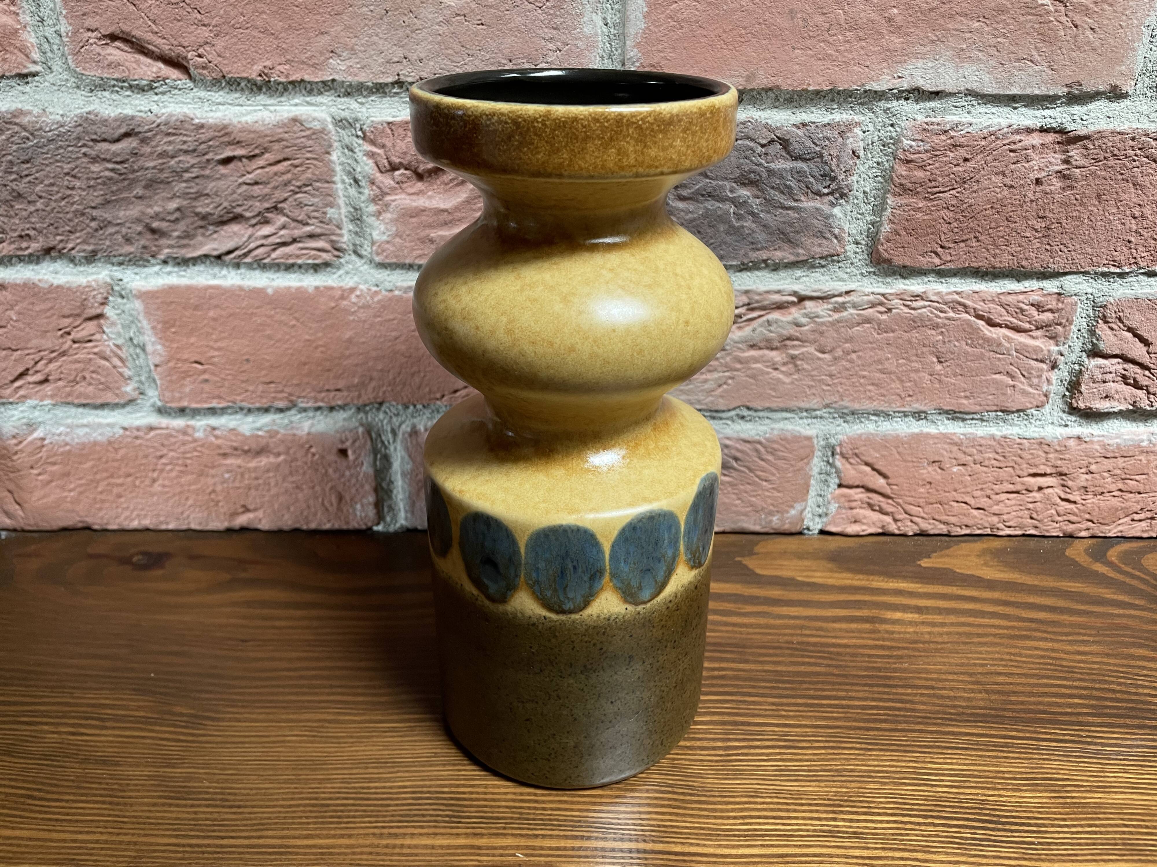 Vase est-allemand de la RDA en jaune, marron et bleu, VEB Haldensleben 3077B,