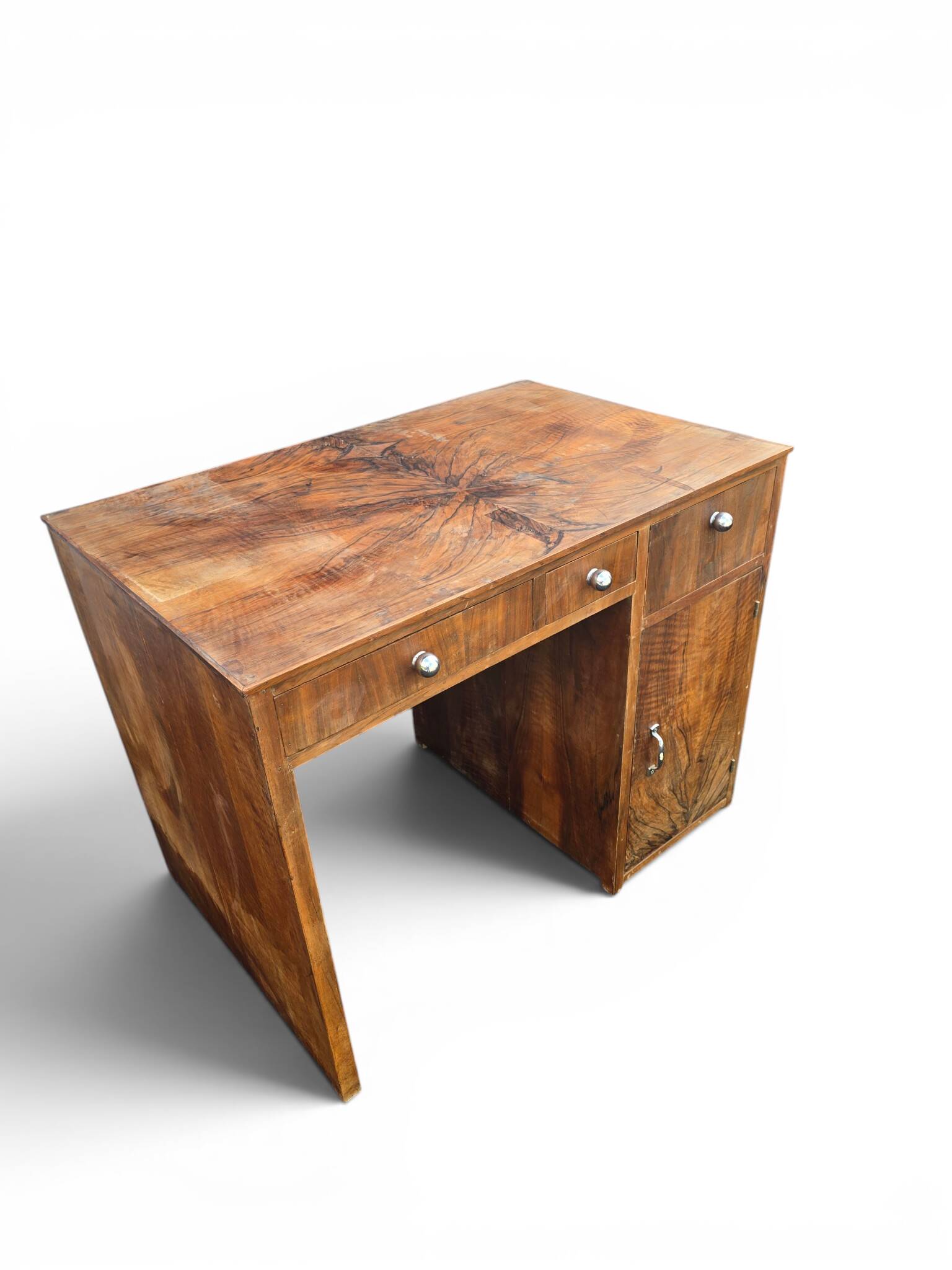 Art Deco desk in walnut veneer, 1930s-1940s.