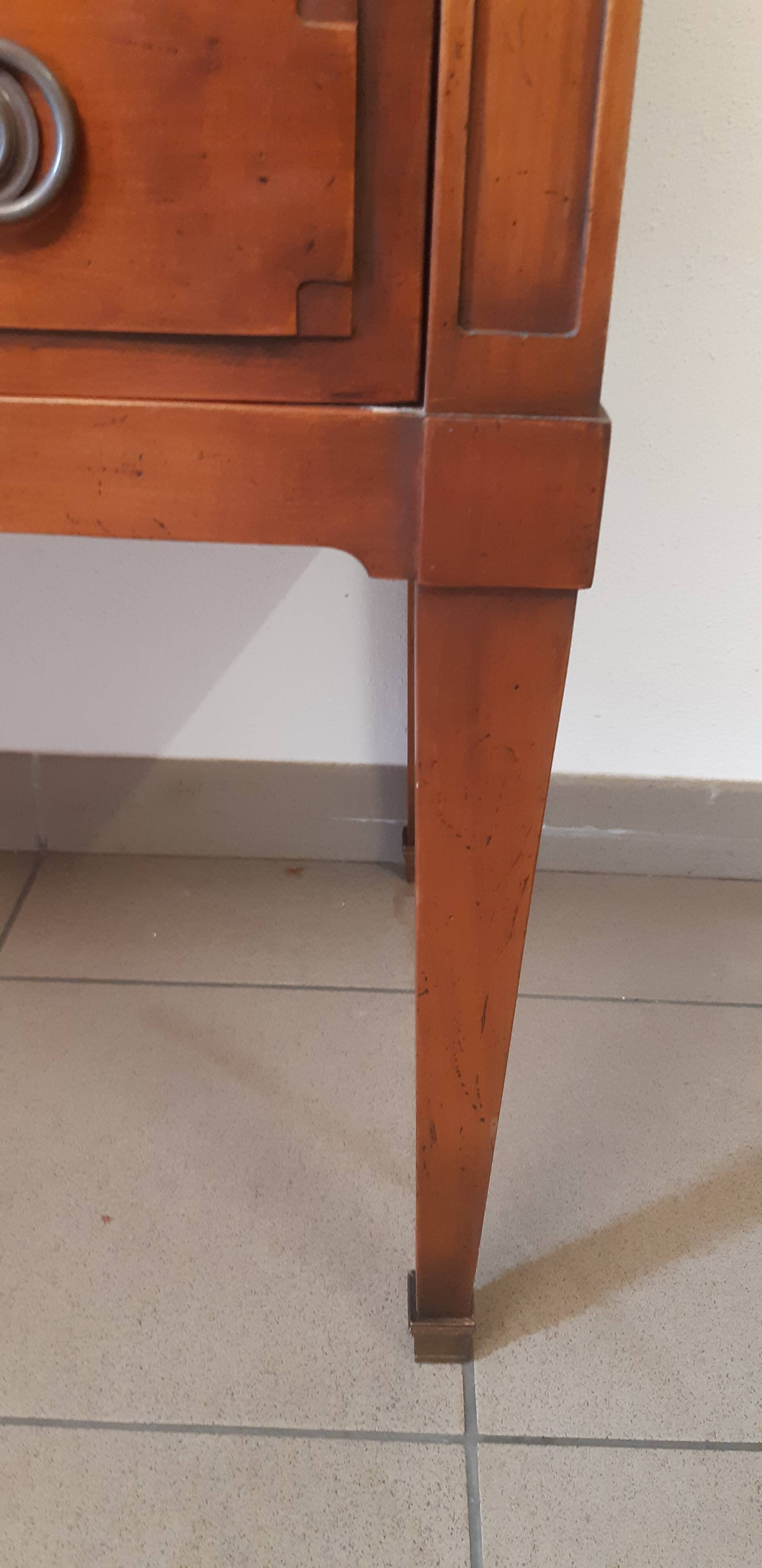 Sloping secretary, Louis XVI style donkey back desk, very good 20th century copy