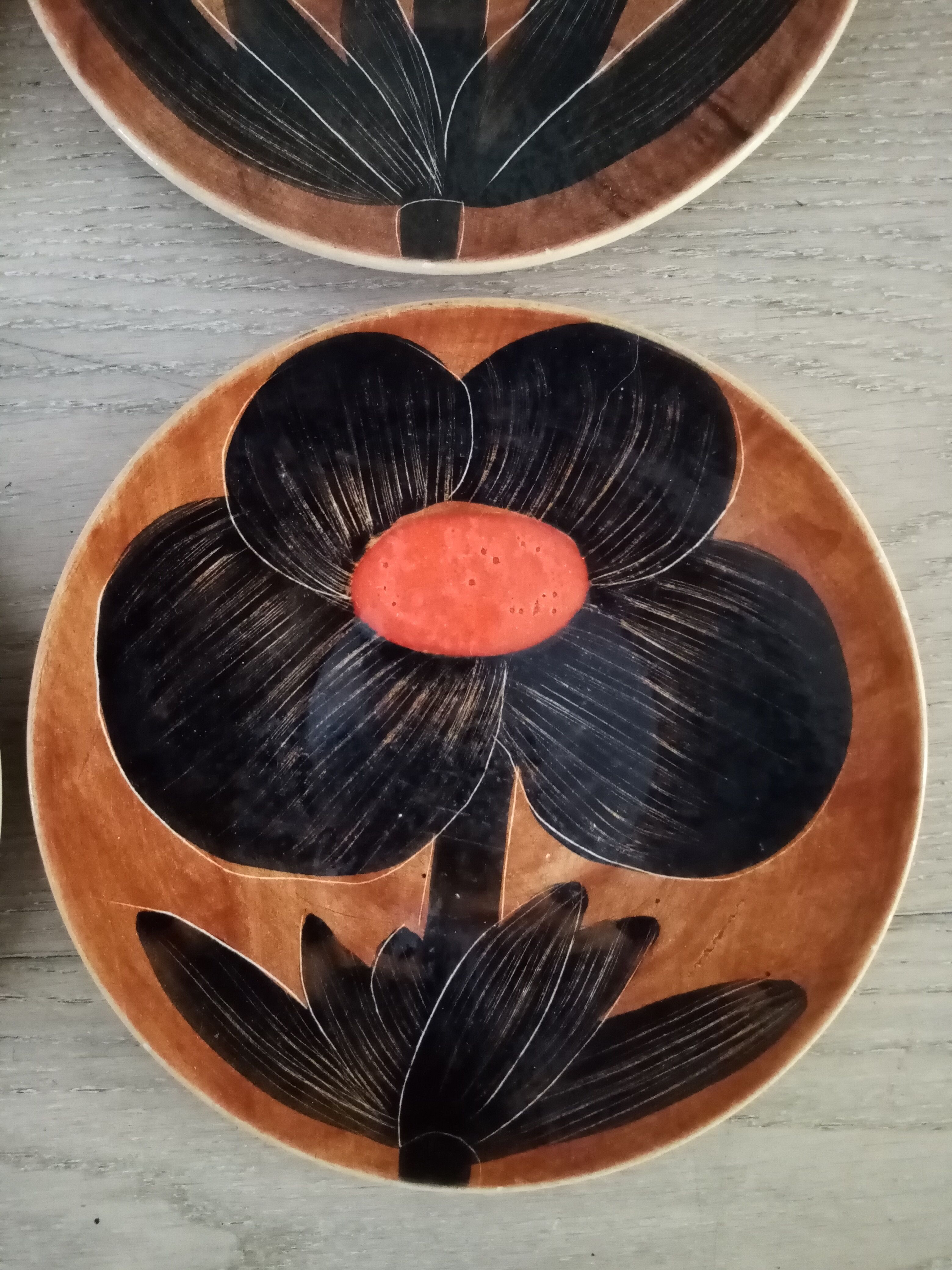 Korcy Quimper Plates 50'