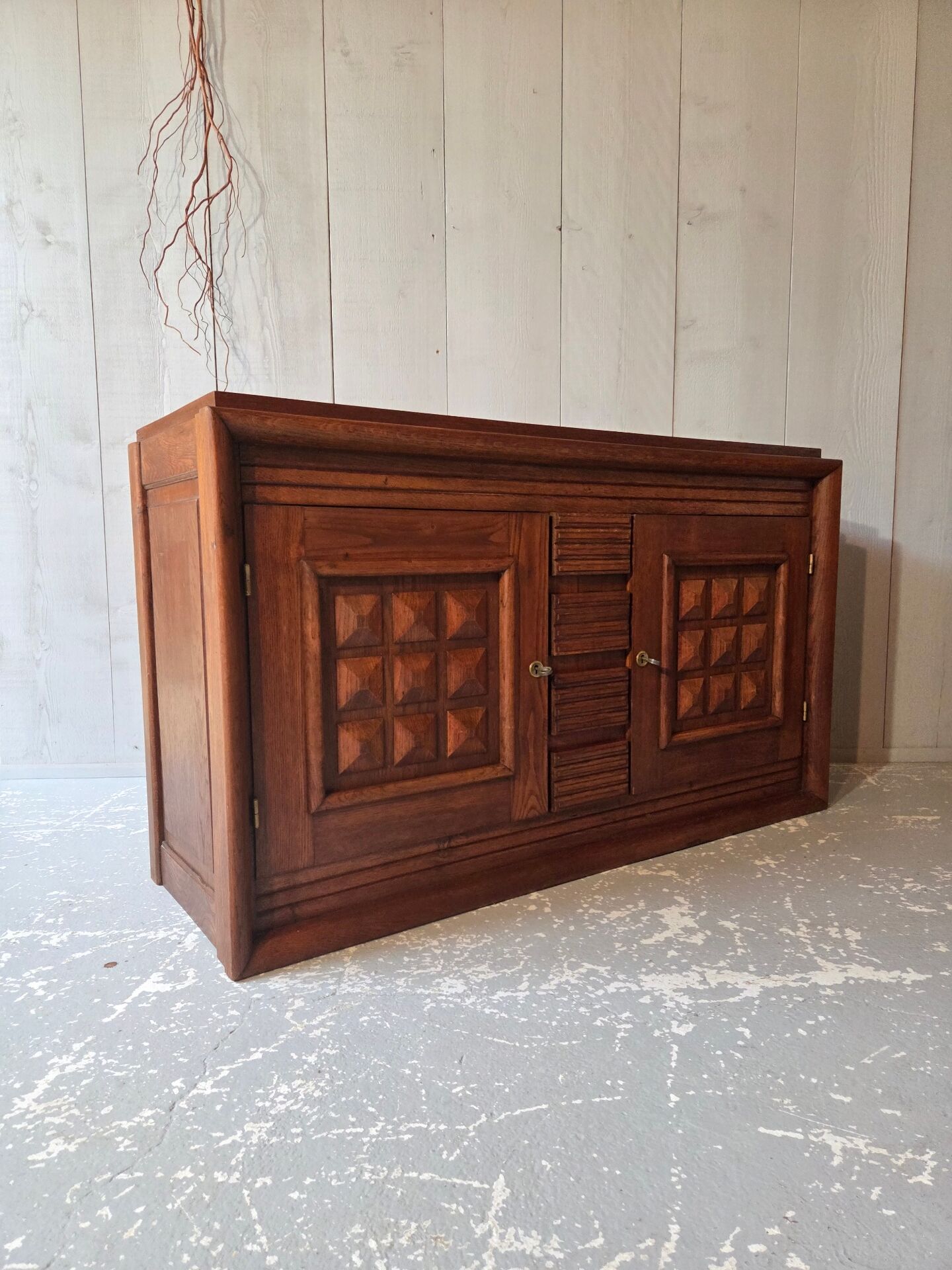 Buffet brutaliste