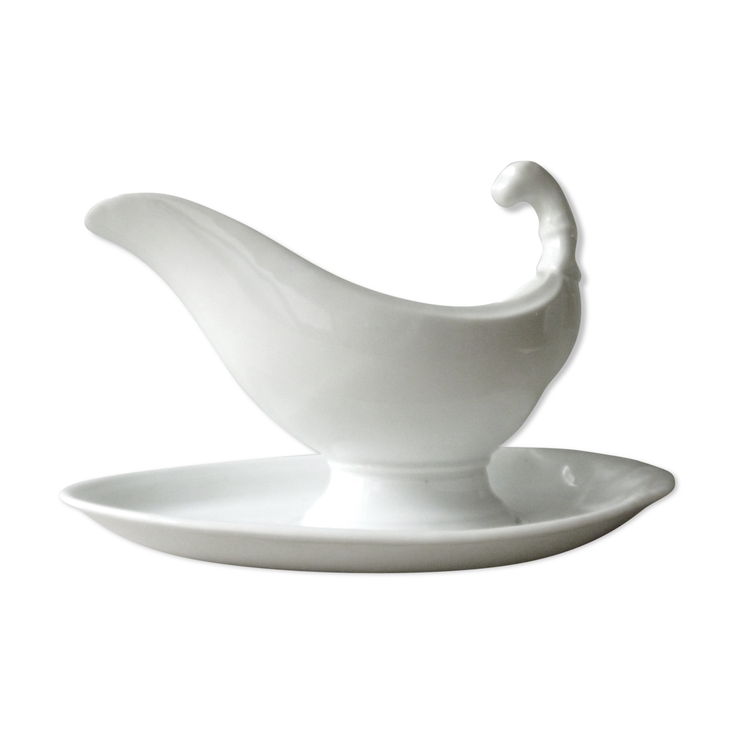 White porcelain saucière, Empire style