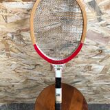 Ancienne raquette tennis courts professionnel bois