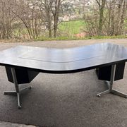 Boomerang Black Executive Desk assigned to Osvaldo Borsani for Tecno,