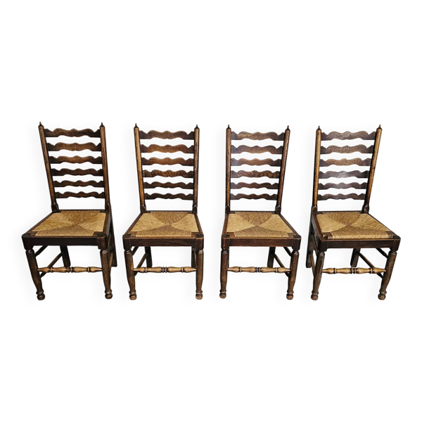 Ensemble de 4 chaises de salle à manger en chêne, rustiques, de ferme, à dossier en échelle avec sièges en jonc, années 1960