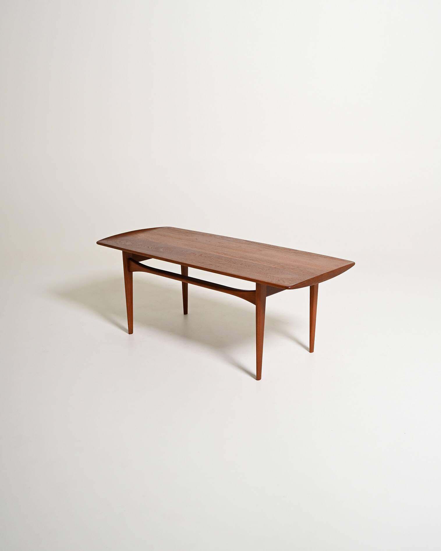 Tove & Edvard Kind-Larsen teak coffee table, Denmark, 1960s