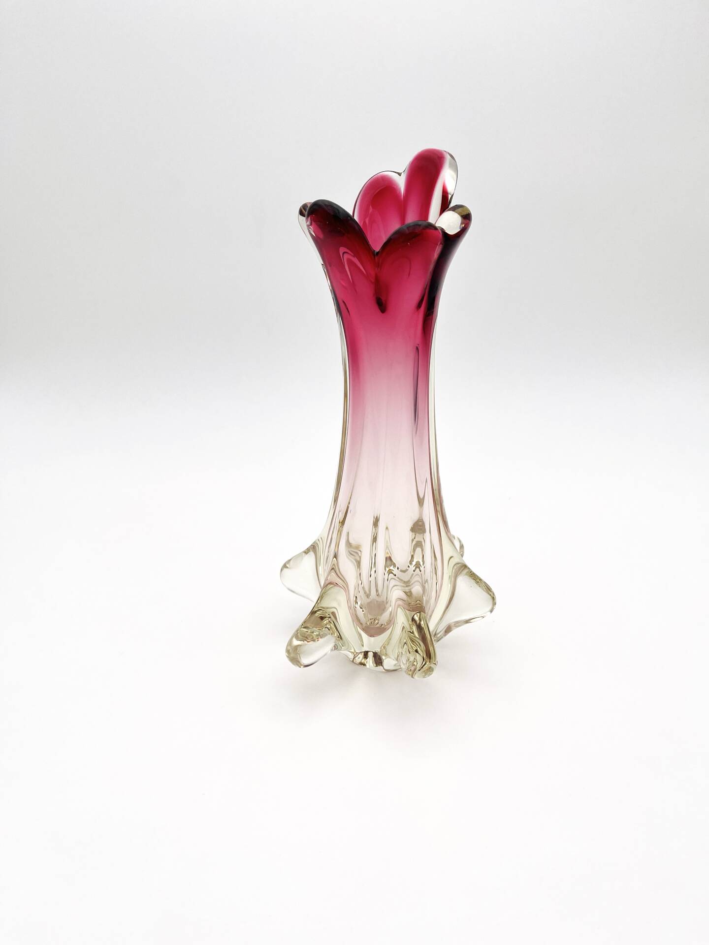 Murano Sommerso Vase Sculpture "Chambord" – Ruby Red & Champagne