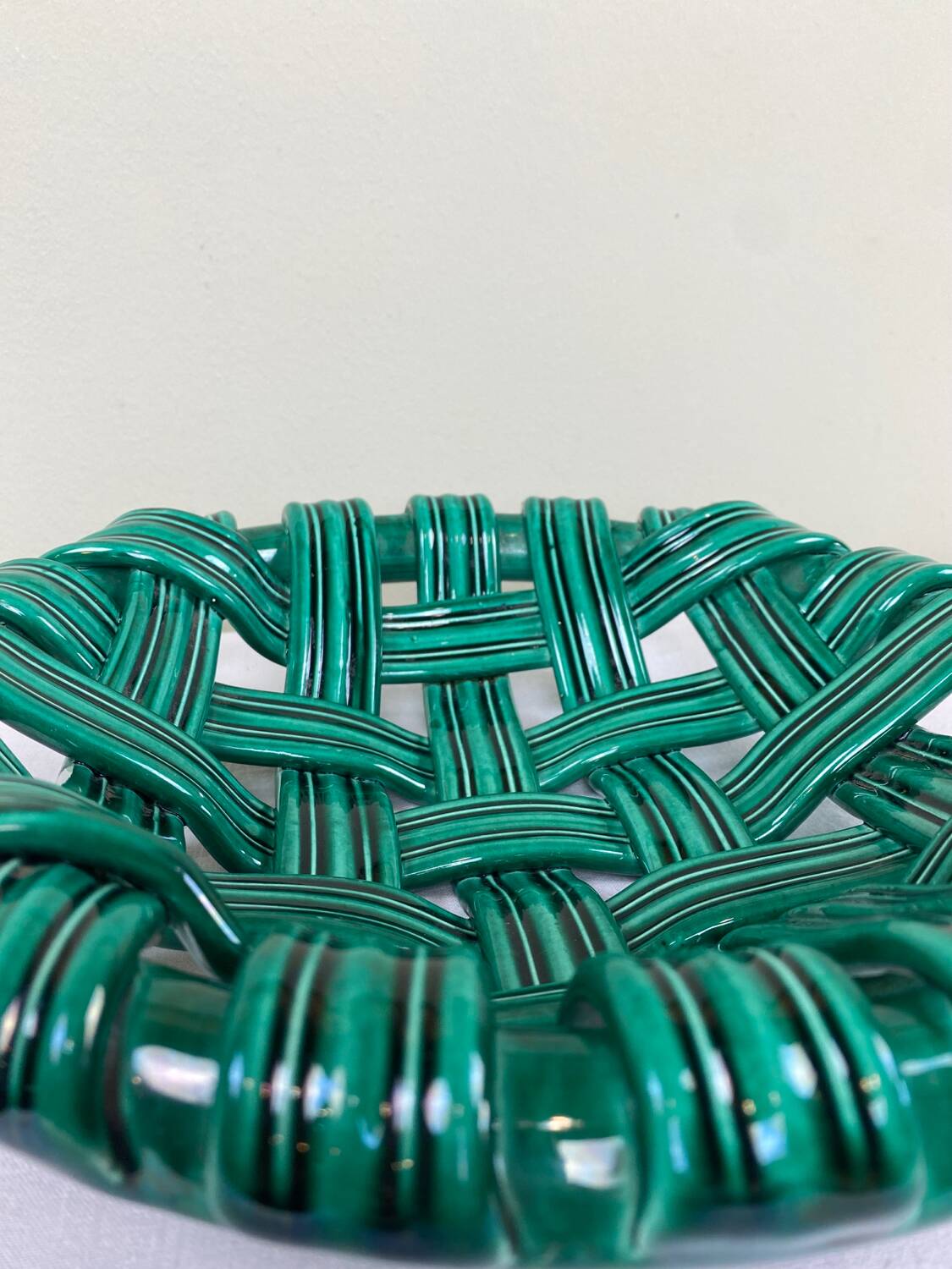 Braided ceramic cup