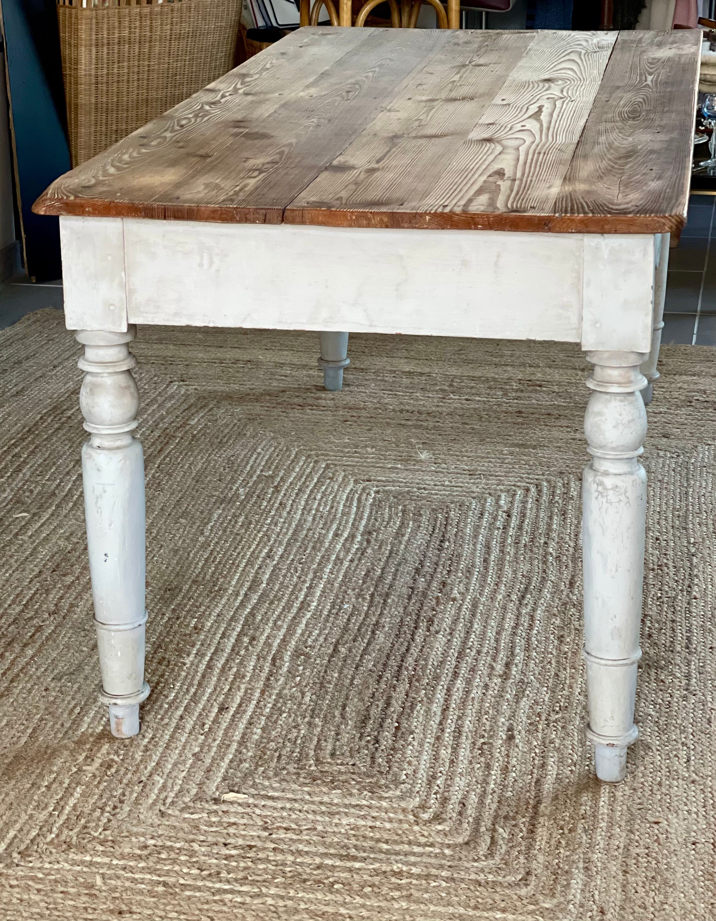Farmhouse table