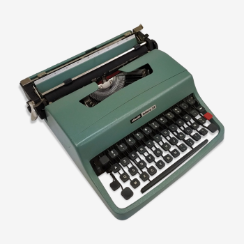 Machine à écrire "Olivetti Lettera 32" vintage années 60