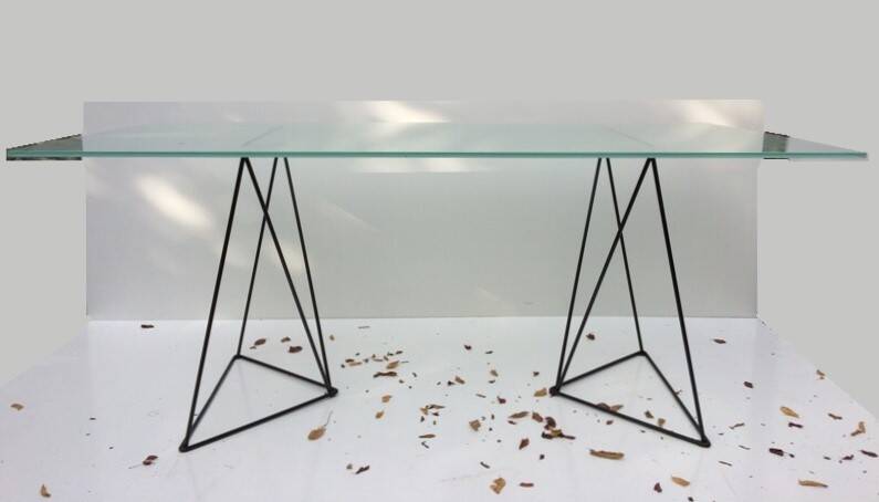 High table. 90s design.